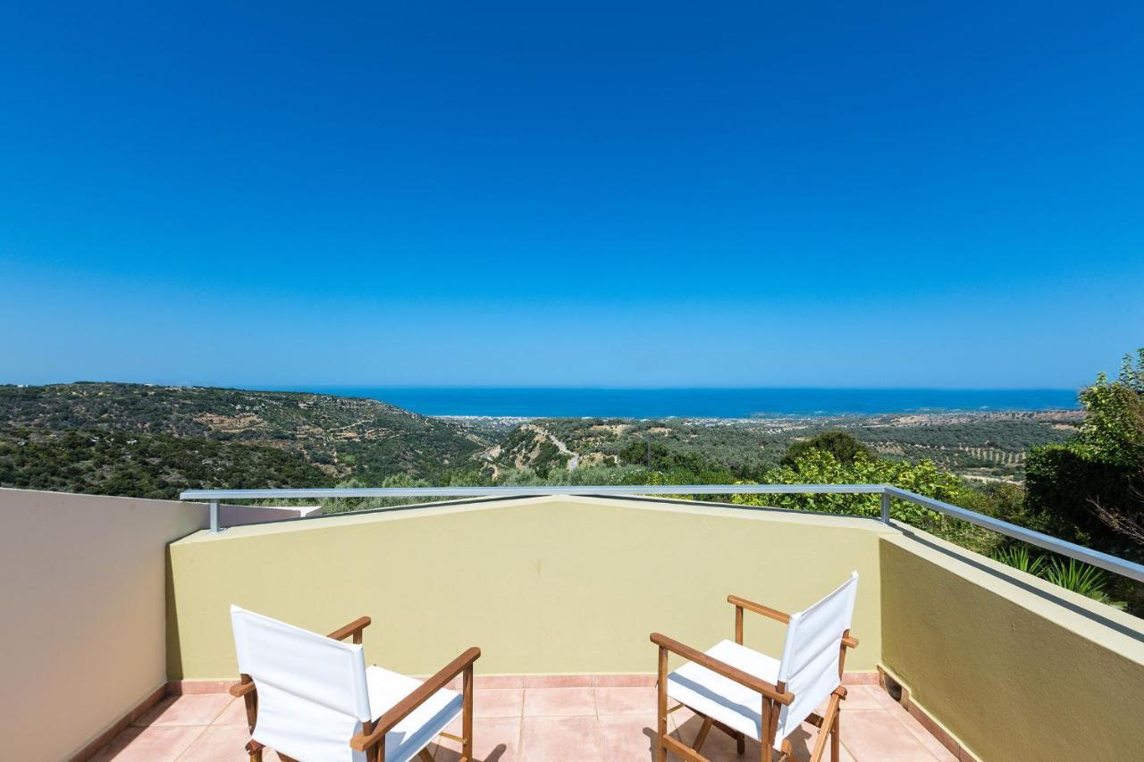 Belvedere Villas Prasiai Екстериор снимка