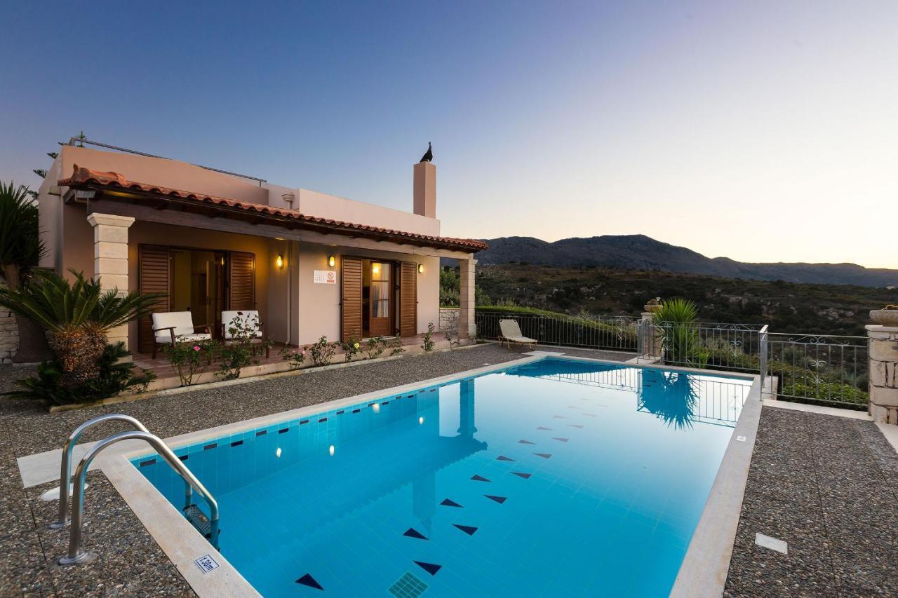 Belvedere Villas Prasiai Екстериор снимка
