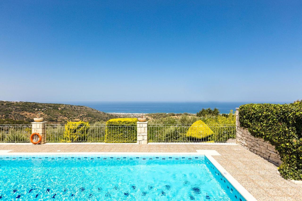 Belvedere Villas Prasiai Екстериор снимка
