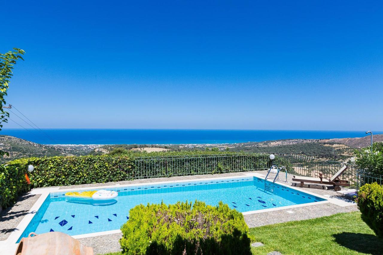 Belvedere Villas Prasiai Екстериор снимка